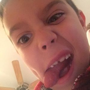 Meet your Posher, Lora